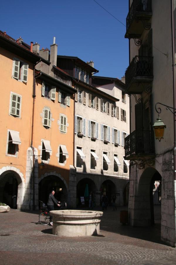 Bed and Breakfast Nid Douillet Annecy Exterior foto